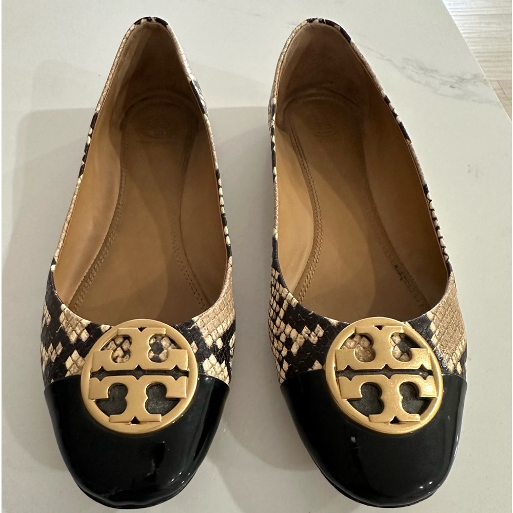 Tory Burch flat